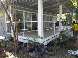 Sainam Holiday Home, hotel que acepta mascotas en Phibun Mangsahan
