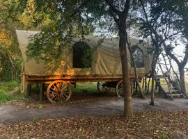 Outspan Rufiji Explorers, ξενοδοχείο σε Zombe