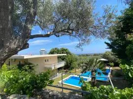 Villa George