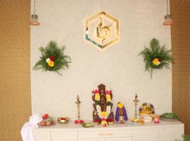 UJ Pallazzio - Business Class Luxury Hotel, hotel v destinaci Tiruvannamalai