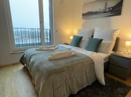 Luxeriöses Penthouse Apartment am BER Flughafen, hotel en Schönefeld