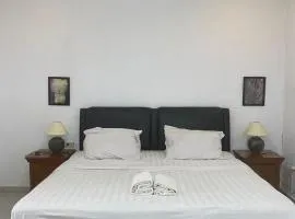 SEROJA RAYA GUEST HOUSE