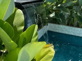 ANJUNG KASEH Villa Bukit Katil 4bedroom with Swimming Pool