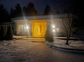 Villa White Christmas, Hotel in Rovaniemi