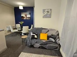 2 bedroom flat in Gloucester
