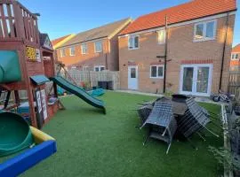 Ultra Modern large 4 bed executive home Durham