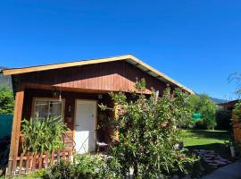 Cabaña Puelo, hotel in Lago Puelo
