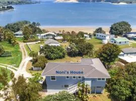 'Noni's House' Coastal Opononi Hokianga