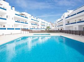 Santos Apartment, hotel in zona Praia do Barril, Santa Luzia