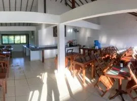 Pousada Ferradura Beach