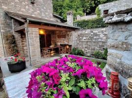 Cozy Nest House &Delta;ί&kappa;&omicron;&rho;&phi;&omicron; &Zeta;&alpha;&gamma;&omicron;&rho;ί&omicron;&upsilon;, overnatningssted med k&oslash;kken i Dikorfo