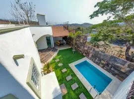 Casa Amarilla Homestay