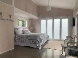 Hibiscus Cottage Guest House
