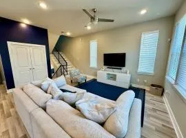 Modern Luxury 3 Bed 3 bath Home with Workstation, 2 Car Garage!