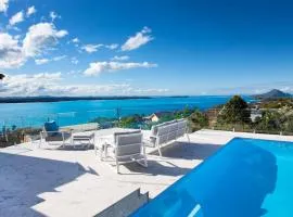 Panoramic Oceanview Manor