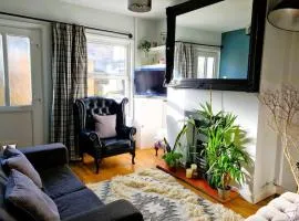 Shakespeare Cottage - Parking & Short walk to City