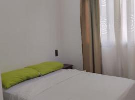 belle garçonnière à 7 min à pied de la plage, hotel di Chefchaouene