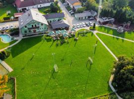 Restaurace a penzion Kamenec, golfový hotel v destinaci Jilešovice