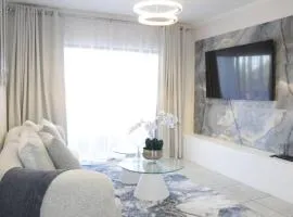 Stunning 2 bed Apartment near Monte Casino