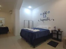 Surfo House Hotel & Hostel
