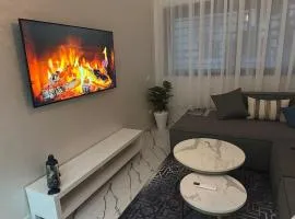 Magnificent Cozy New Luxury Condo in Prime Casablanca Location
