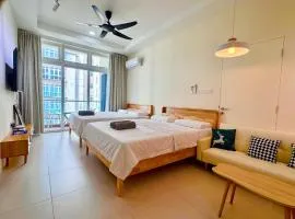 Riverine Diamond RDA12 Studio CK - Free 1 Parking, Netflix & Cozy Retreat Couples, Families