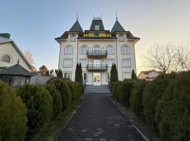 Готель Колвік, Hotel in Mamaivci Village