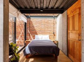 Casa Franco - Modern Architecture Home with AC, hotel in San Miguel de Allende