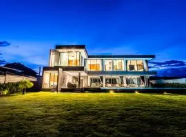 Astral Villa Huahin-Kuiburi