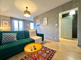 MOMOApart - by Kromera