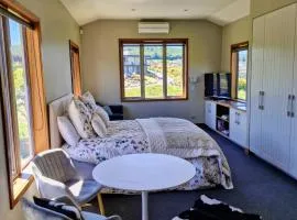 Studio Nestled in Ridgecrest