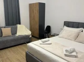 Lexhulo Room's