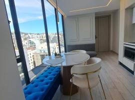 Luxury Penthouse Suite in La Carolina, ξενοδοχείο σε Hacienda Carolina