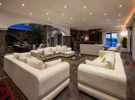 Villa in Ibiza with Sea Views and Pool