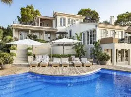 Villa in Mallorca with Port Views & Saltwater Pool