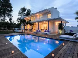 Villa in Ibiza with Pool near Cala Bassa Beach