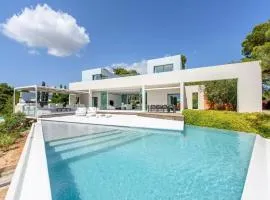 Villa in Ibiza with Sea Views near Es Torrent