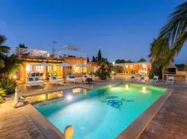 Modern villa with pool near town
