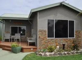 The Waterfront Cottage
