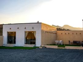 Jebel Shams Hills, Unterkunft in Misfāh