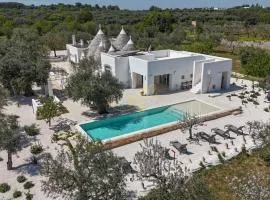 TD Marlù Luxury Trulli Experience wStunning Pool