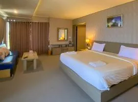 Grand Hills Hotel Near Ketapang Banyuwangi Mitra RedDoorz