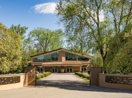 Hotel Capolago, ξενοδοχείο στο Βαρέζε