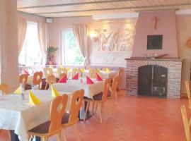 Restaurant Athen & Appartements Bergen, alojamiento con cocina en Bergen