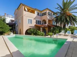 Holiday Home Sonja by Interhome