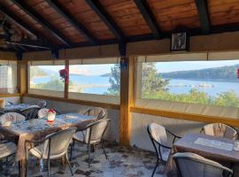 Apartments Ivi, hotel v destinaci Kampor