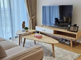 Maya Bay Splash Mania Pool View Cozy Homestay KLIA, hotel em Banting