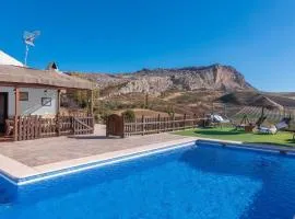 Casa La Pradera Antequera by Ruralidays