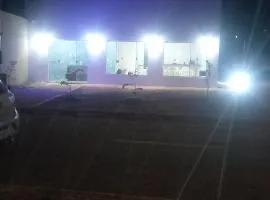 Noite hotel sul aeroporto
