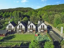 3 Bedroom Cozy Home In Lubkowo